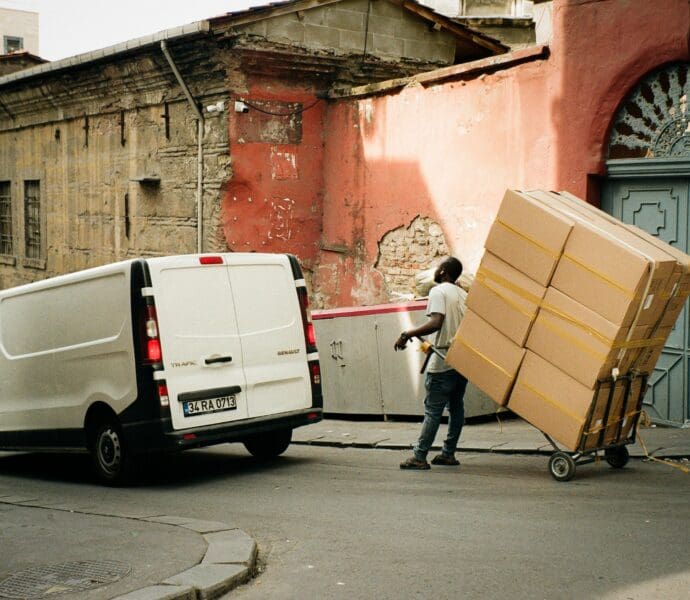 Overcoming Last-Mile Delivery Challenges: Tech-Driven Solutions for 2025 and Beyond